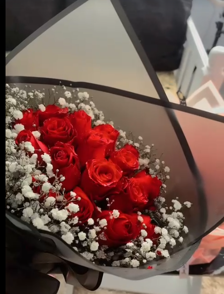 Valentine Fresh Flower Bouquet – A Gift That Never Fades